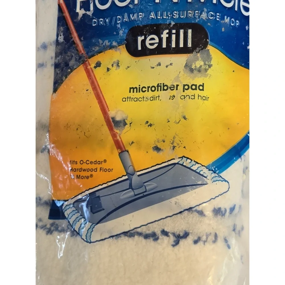 O Cedar Hardwood Floor 'N More Microfiber Mop Refill. NEW